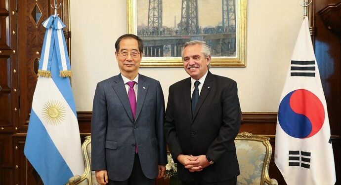 한 총리, “한·아르헨 기업인들, 광물·식량 등 경제협력 지속 확대 나서길”