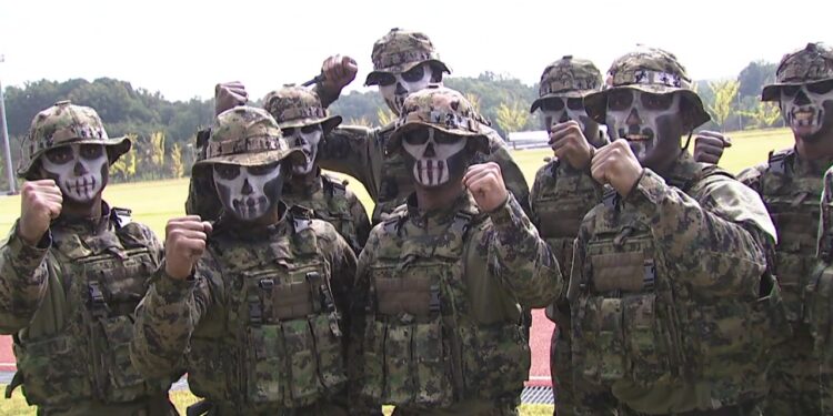 이 구역 '지존'은 나…첫 특공무술대회 '부부 챔피언' – YTN