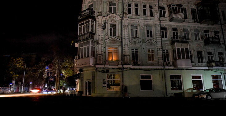 공습에 전기·지하철 끊기고 회사도 문닫아…일상 멈춘 키이우