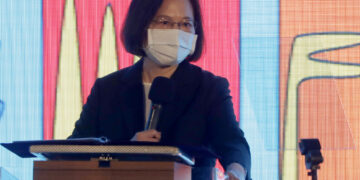 차이 대만 총통 “중국 위협에 굴하지 않고, 민주주의 지키겠다”