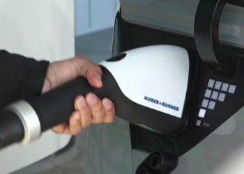 [과학]전기차 충전 오류 없앤다…’국제 표준’ 작업 착수