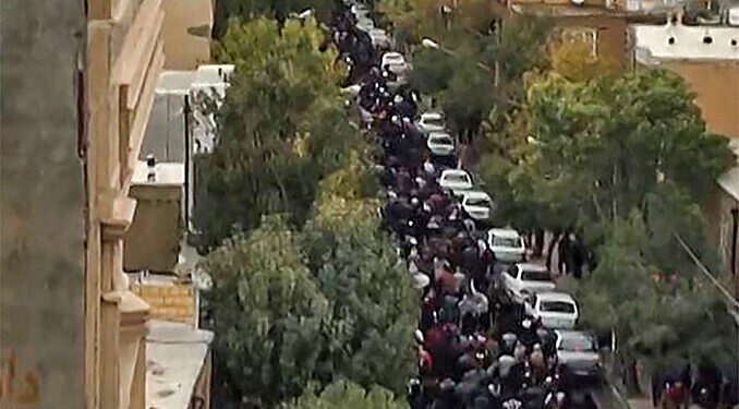 이란, 히잡 의문사 보도한 여성기자 2명에 “CIA 첩자”