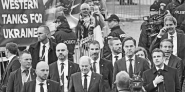 포토 유럽정치공동체 출범…反러 연대 강화