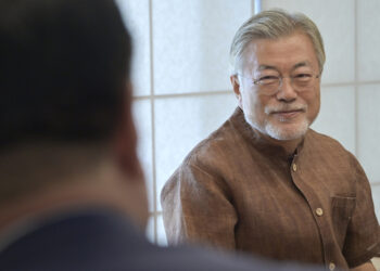 감사원 文조사 통보…與 “성역 안돼” vs 野 “정치 보복” :: 공감언론 뉴시스통신사 ::