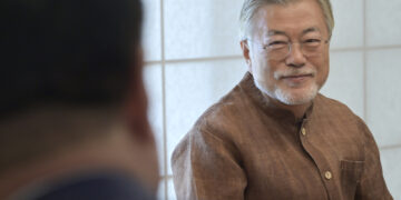 감사원 文조사 통보…與 “성역 안돼” vs 野 “정치 보복” :: 공감언론 뉴시스통신사 ::