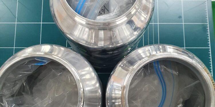 국제우편으로 13만5000명분 마약 밀수…해외 총책 등 일당 5명 기소