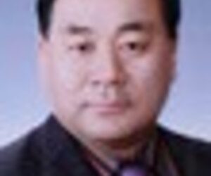 [새의자] 김정래 강릉원주대 경영정책과학대학원 총동문회장 < 새의자 < 강원&강원인 < 기사본문