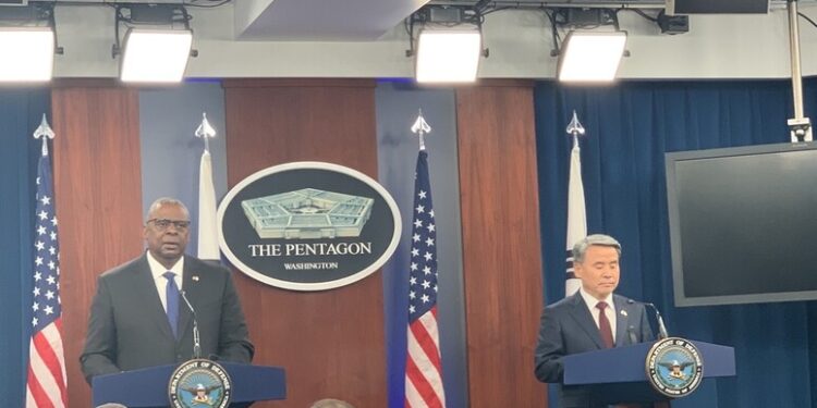 한-미 국방 “북핵 억제 전략자산 적시 전개·연합훈련 강화”