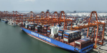 중국, 수출마저 마이너스로…시장 예상치 4%대 크게 밑돌아