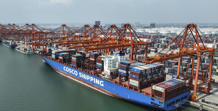 중국, 수출마저 마이너스로…시장 예상치 4%대 크게 밑돌아