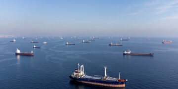 폴란드에 미사일 떨어졌지만…‘곡물 수출 합의’는 연장될 듯