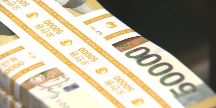 [경제]베이비 스텝 밟나…금리 차·환율 변동성 변수