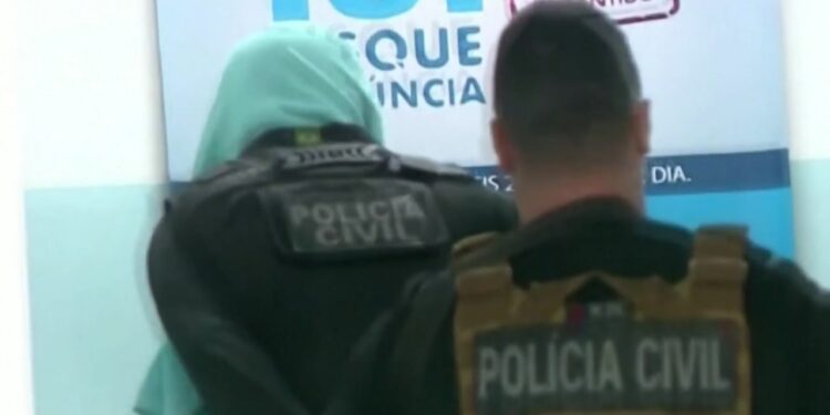 브라질 학교에서 10대 총기 난사…"나치 문양 옷 입어" – YTN