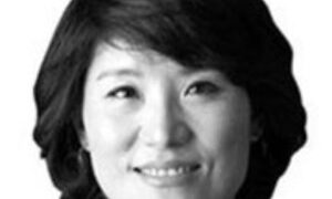 관훈클럽 총무에 고정애 중앙일보 국장 < 정치일반 < 정치 < 기사본문