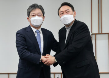 유승민 “尹, ‘적을 죽여야 이긴다’는 검사의 시각으로 정치”