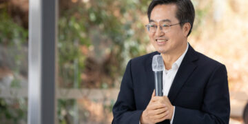 김동연, “통합의 국정운영 위해선 통 근 정치가 필요” 강조