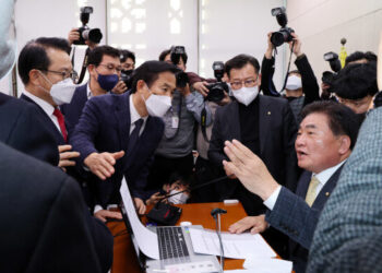 농해수위, 야당 단독으로 '양곡관리법' 본회의로 직회부 – 한겨레