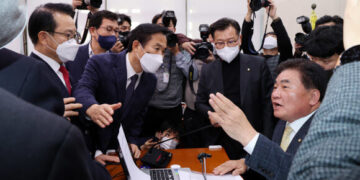 농해수위, 야당 단독으로 '양곡관리법' 본회의로 직회부 – 한겨레