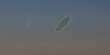 [과학]5만 년 만에 온 혜성…’슈퍼 블루문’ 뜬다