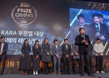 한국아트라스BX 모터스포츠 올해의 레이싱팀 수상