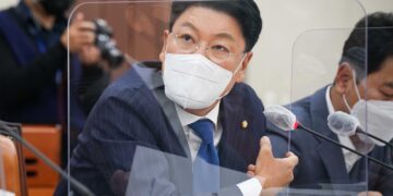 野 이상민 ‘해임건의안’ 통과에 與 “정치자객”…‘대통령실 거부 가능성’