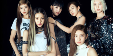 엔데믹으로 환승하며 보통 아닌 걸그룹들을 추앙할 결심을 했네···유행어로 읽는 2022 대중문화