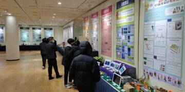 충북자연과학교육원, 2022. 전국과학경진대회 우수작품 전시 중