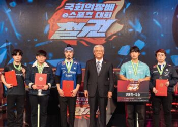 ‘무릎’ 앞세운 한국, 국회의장배 e스포츠 대회서 일본 꺾고 우승
