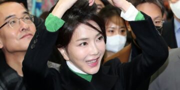 ‘존재감’ 커진 김건희 여사…정치·문화·외교 전방위 ‘광폭 행보’