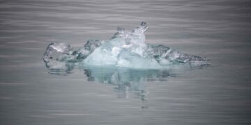 “최악 기후변화 땐 2100년까지 빙하 83% 사라진다”