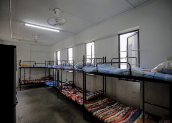 19세기 노예제 닮은 싱가포르 이주노동…한국도 입맛 다시나