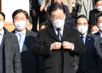 [정치]민주, 김성태 귀국 변수 ‘촉각’…與, 총공세 예고