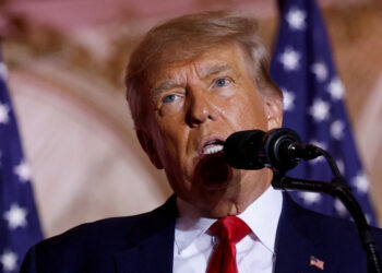 미 공화당 대선경선, 여론조사서 트럼프 또 1위