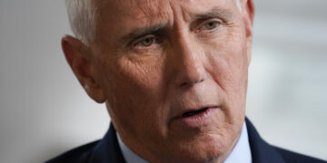 트럼프·바이든 이어 펜스 전 부통령 집에서도 기밀문서