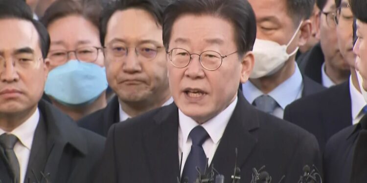 [사회]이재명, 오늘 오전 검찰 출석…대장동 수사 1년 4개월만