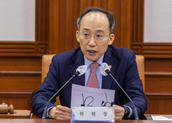 정부 “직무급제 도입 공공기관 내년 100개 이상 목표” – 한겨레