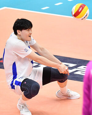 김정호, 여유로운 수비 < 포토뉴스 < 국내스포츠 < 스포츠 < 기사본문 – 국제뉴스