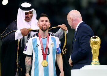 FIFA, ‘월드컵 우승’ 아르헨티나 징계 착수…위반 규정 뭐길래