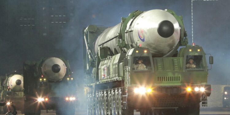 “미북관계 올해도 대치국면 지속될 듯…북한, 경제 위기로 담판 나설 가능성 배제 못해”