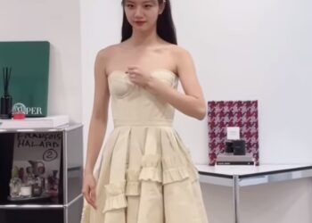 혜리 ‘드레스 16벌 입어보기 도전’ – 스포츠경향