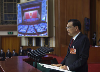 중국 “올해 성장률 목표 ‘5% 안팎’”…위드 코로나에도 신중 모드