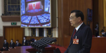 중국 “올해 성장률 목표 ‘5% 안팎’”…위드 코로나에도 신중 모드