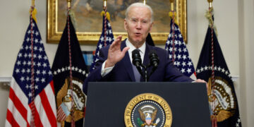 바이든 “은행 파산 발생하지 않도록 규제 강화하겠다”