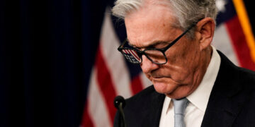 2월 소비자물가 6.0% 상승, 1월보다 꺾여…고민 깊어진 연준