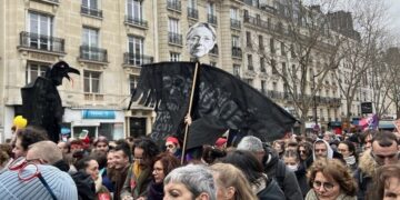 프랑스, 연금개혁안 하원 표결 생략…“특별 헌법 통해 강행”