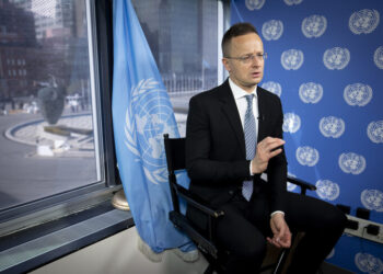 “양국 정치인들 무례”…헝가리, 스웨덴·핀란드 나토 가입 어깃장