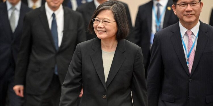 차이잉원 대만 총통 중미 순방…“확고하게 민주주의 길 걸을 것”