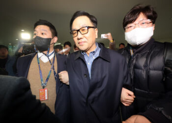 검찰, ‘계엄문건’ 조현천 구속기소…“내란 혐의 계속 수사”