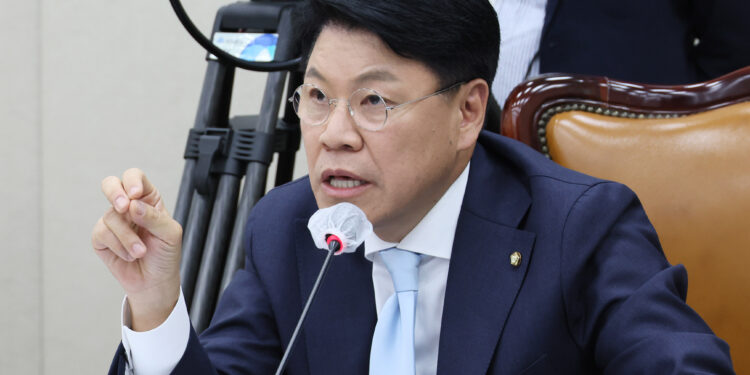 장제원 “내년 총선에 검사 몇십 명 공천? 괴담 같은 것”