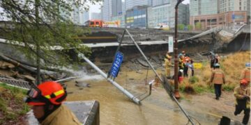 ‘분당 정자교 보행로 붕괴 사고’ 40대 사망자 눈물의 발인